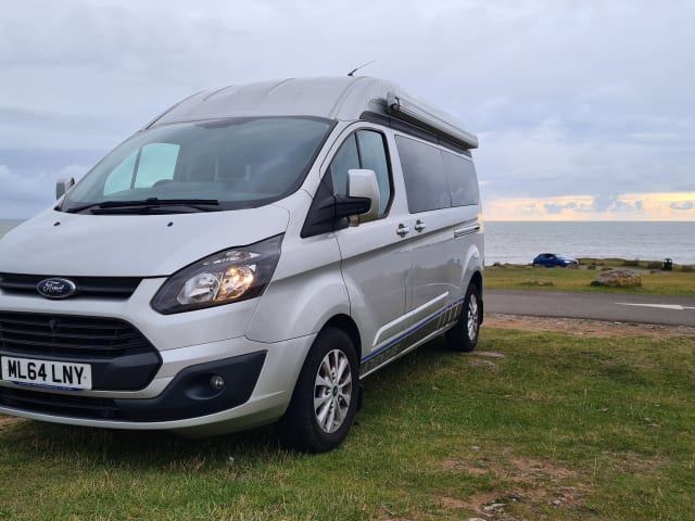 Daisy – Ford Transit Campervan mit hohem Dach