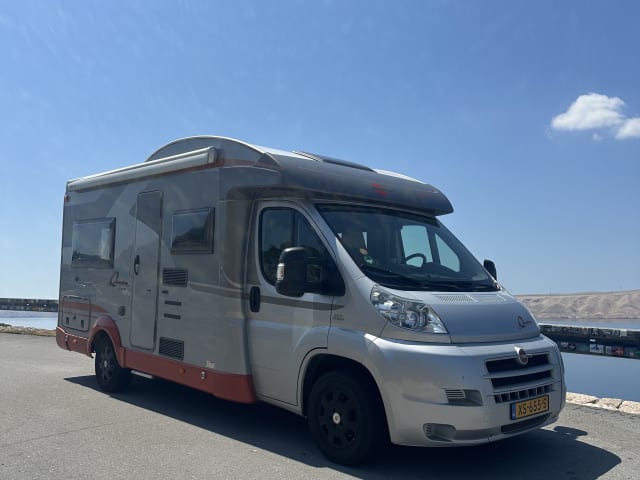 Bürstner – 4p Bürstner half integraal 