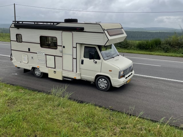 5p Fiat alcove from 1986
