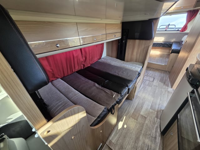 2016 Bailey Approach Advance 665 - 6 Berth