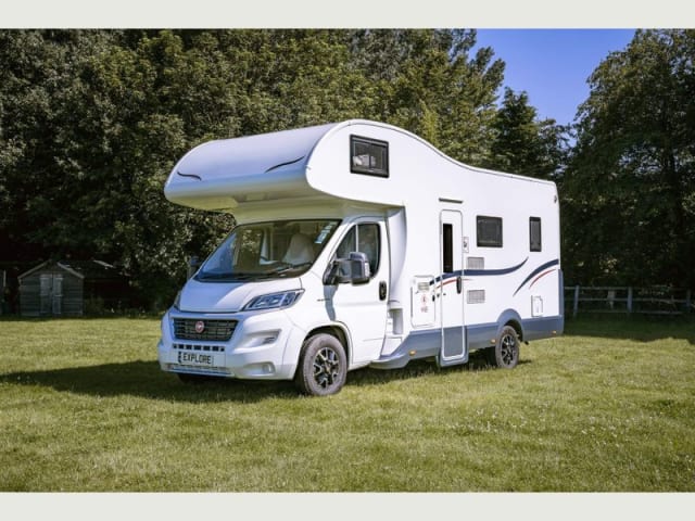 Dymond Camper – 6 berth Fiat 