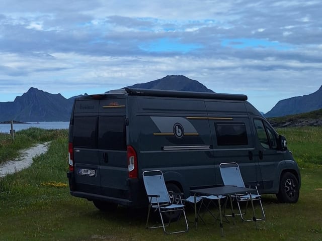 4p Benimar bus uit 2024