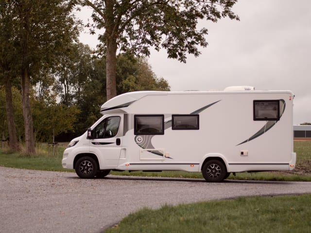 Merel – 4p Chausson semi-integrated uit 2018