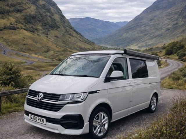 Ernie – 4 berth Volkswagen Campervan - Ernie