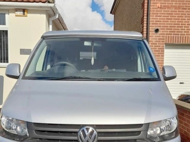 hamish – 2 berth Volkswagen campervan from 2010