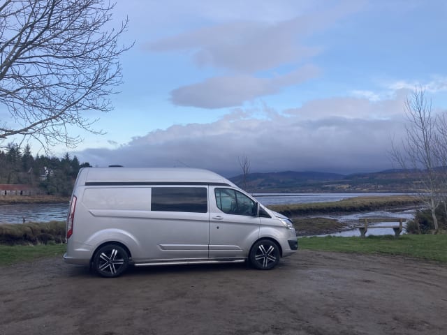 Angelina  – Angelina Unique 2 berth luxury campervan 