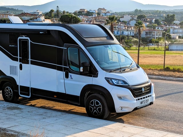 CAMPERO – Luxuriöser Chausson X550 mit 4 Schlafplätzen ab 2022