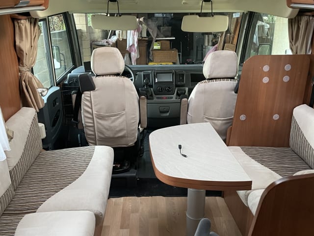 Bmax – Family motorhome