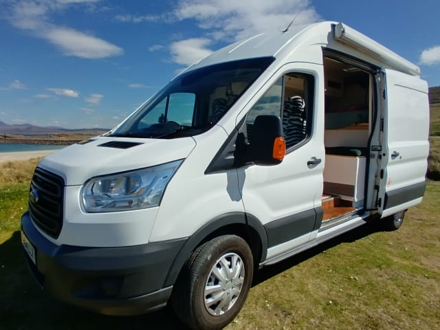 Morag McSporran – Cosy 2 Person Highlands & Islands Campervan