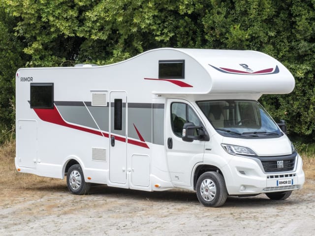 spacious family campers, year 2022 + 2019, 5-person family campers