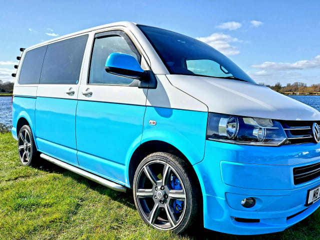 VW Caravelle 7 Seater Auto - With Awning, Bedroom, Airbeds, and Cooker. 