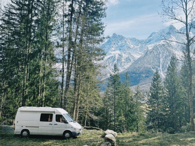 Buzzle – 2p Mercedes-Benz bus uit 2005