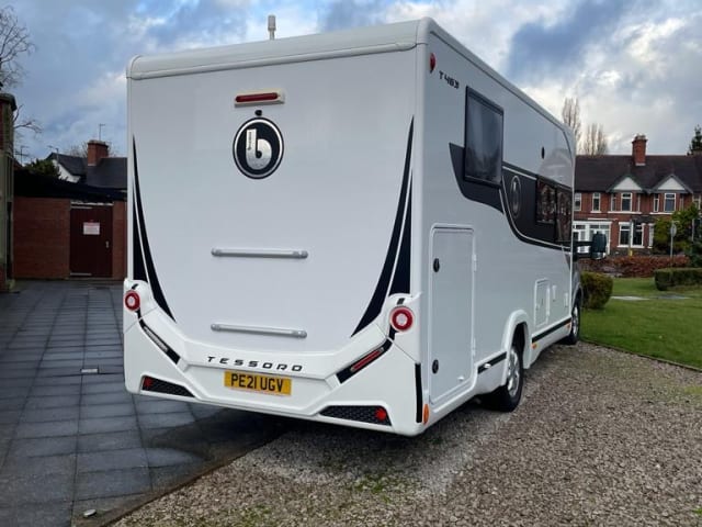 4 berth Benimar semi-integrated from 2021