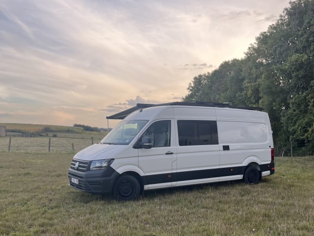 Wahiba – Adventurous off-grid luxury camper