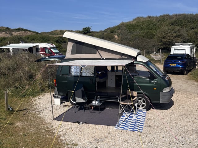 Groene cavia – 2-person Other campervan from 2000