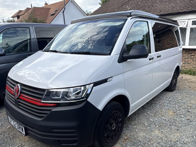 Dave  – 4 berth Volkswagen campervan from 2022