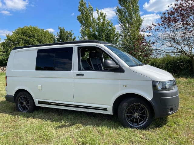 Maud – 4-persoons Volkswagen camper uit 2012