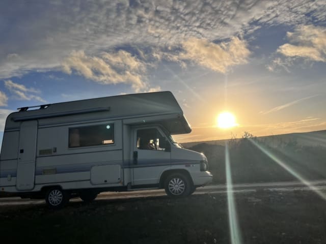 Classic Fiat Ducato (1993) (tot 4 pers) - Sfeervol en ruim. 