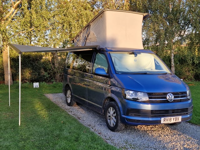 Callie – 4-persoons Volkswagen campervan uit 2018