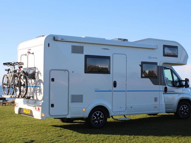 Saltire sunsets Motorhome hire  – 6 berth Fiat alcove from 2021