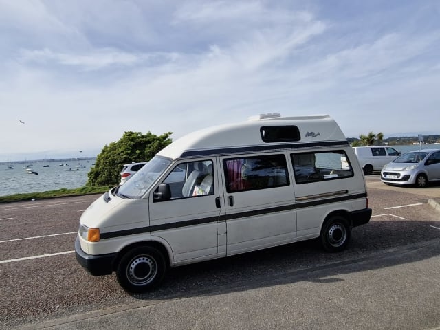 Jerry – 4-berth VW T4 Hightop - a great option for couples or familes of 4