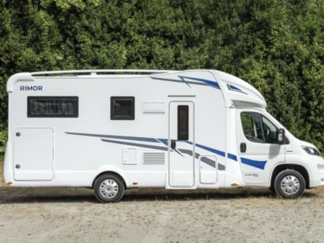 Gianfranco – Superb large and spacious camper