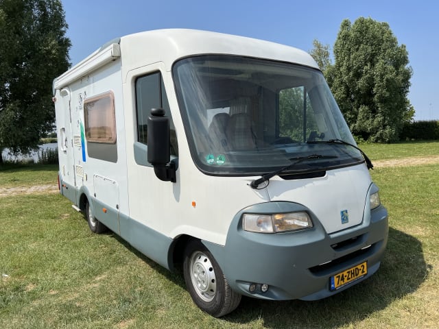 Topper – 6 pers Fiat Knaus Camper 2.8 huisdieren toegestaan