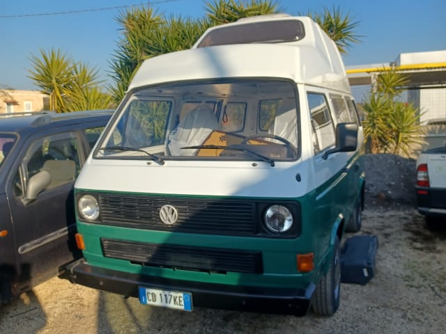 Celì – Dans le Salento avec notre légendaire Vw T3 Joker