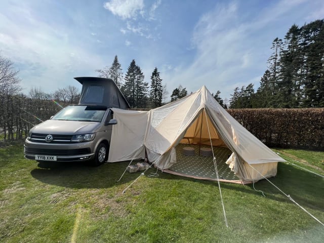 4 berth Volkswagen bus from 2018