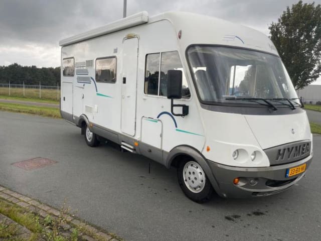 6p Hymer integrated uit 2004