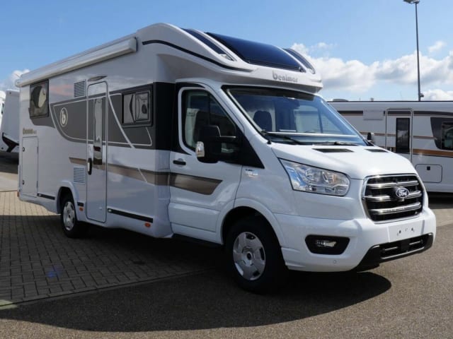 Brand new BENIMAR COCOON 463