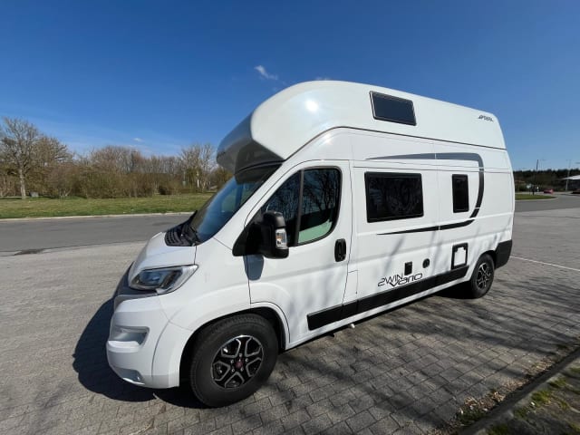 MONA – 4p Pössl campervan from 2025