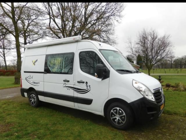 Silver – Silver - Fully equipped off-grid 2P Opel Movano from 2015