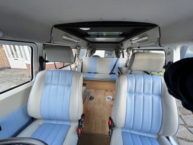 Bellathecamper – Bella - Classic Bay Window VW CamperVan in Showroom condition