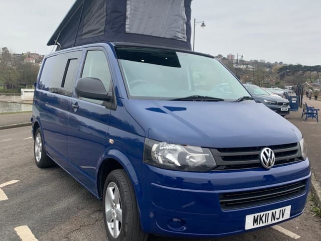 Vince – 4 berth Volkswagen campervan from 2011