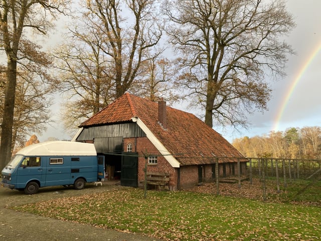 Blue Rose 🚎 – Volkswagen LT28, bus camper