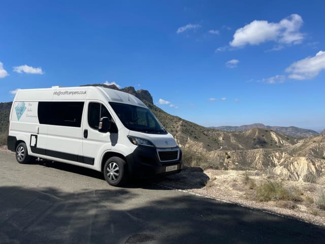 4-persoons Peugeot bus uit 2021