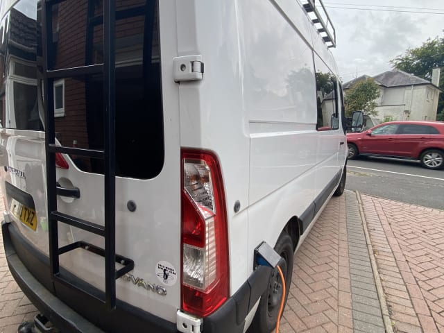 Biggy – 4-persoons Andere campervan uit 2010