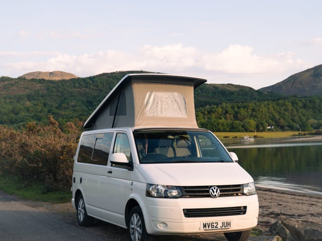 Dolly the Campervan – Dolly the Campervan – Compact Adventure VW Near Glasgow