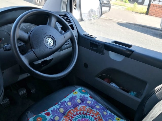 Rosie – Cornish campervan - Ready to go - 2 birth, full size bed! 