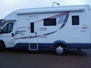 4 BERTH LUX MOTORHOME WITH FIXED BED FOR HOLIDAYS FOR WONDERFUL ADVENTURES