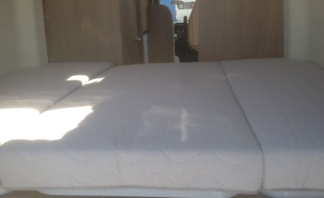 Twin 640 SPX – Brand new Adria van