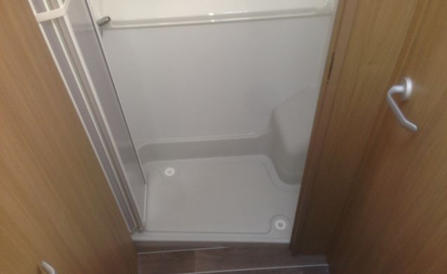 Twin 640 SPX – Brand new Adria van