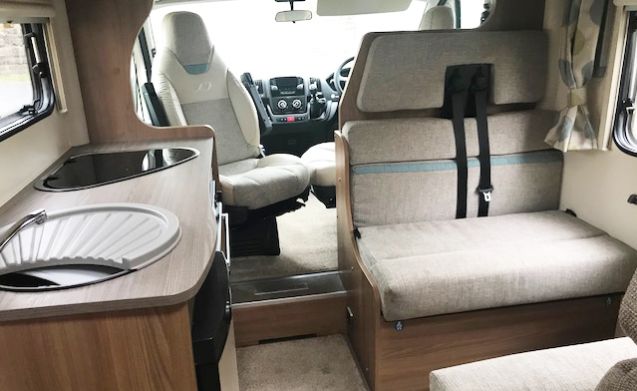 Bailey 1 – Pet Friendly! 6 Berth, 6 Seatbelts, Bailey Approach Advance 665 