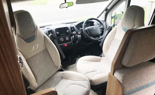 Bailey 1 – Pet Friendly! 6 Berth, 6 Seatbelts, Bailey Approach Advance 665 