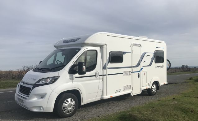 Bailey 1 – Pet Friendly! 6 Berth, 6 Seatbelts, Bailey Approach Advance 665 