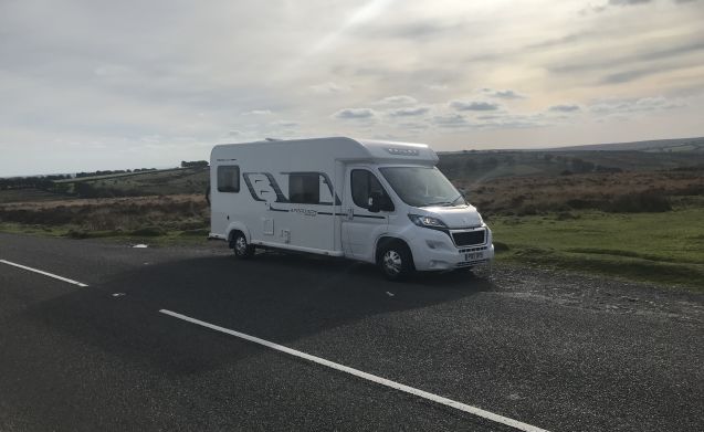 Bailey 1 – Pet Friendly! 6 Berth, 6 Seatbelts, Bailey Approach Advance 665 