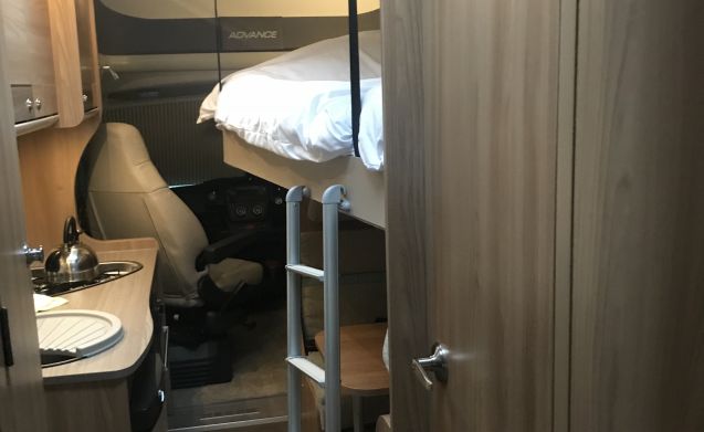 Bailey 1 – Pet Friendly! 6 Berth, 6 Seatbelts, Bailey Approach Advance 665 