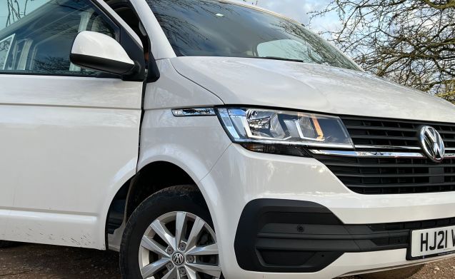 Volkswagen motorhome for 4 people in Derbyshire