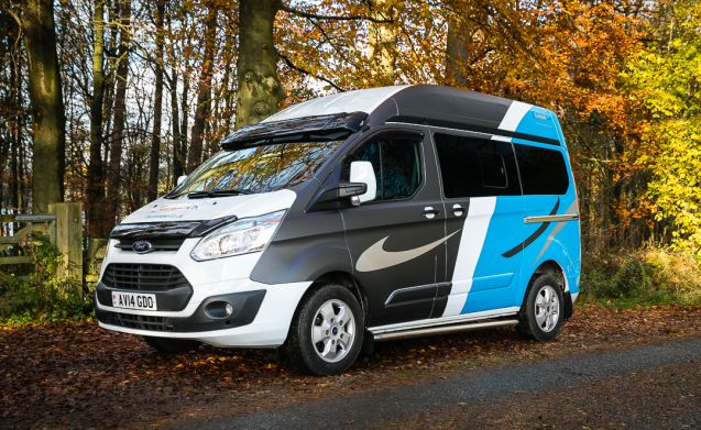 Ford motorhome for 2 people in Armley